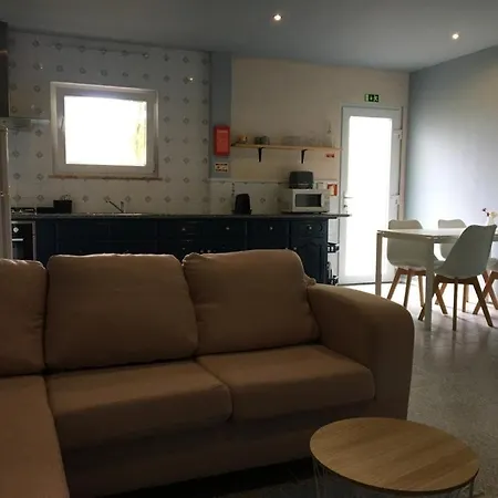 Apartment Casa Flores Leiria Silvercoast Portugal Monte Redondo