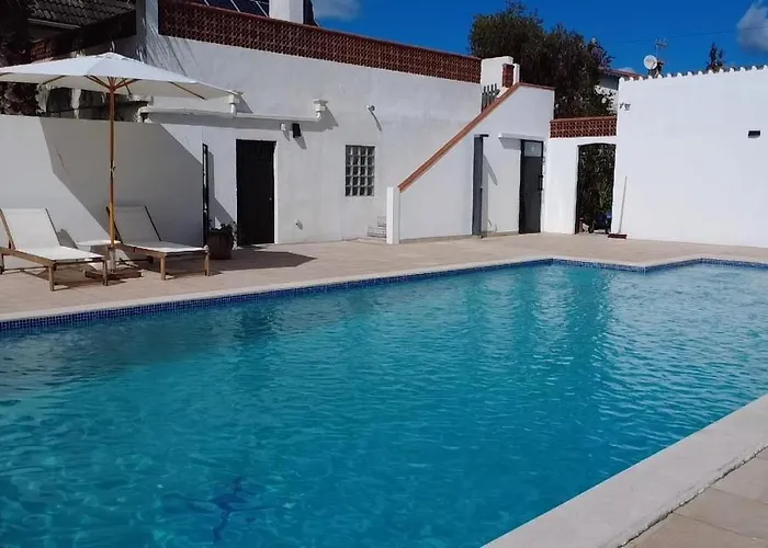 Casa Flores Leiria Silvercoast Portugal