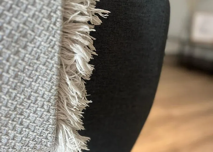 Casa Flores Leiria Silvercoast Portugal * Monte Redondo