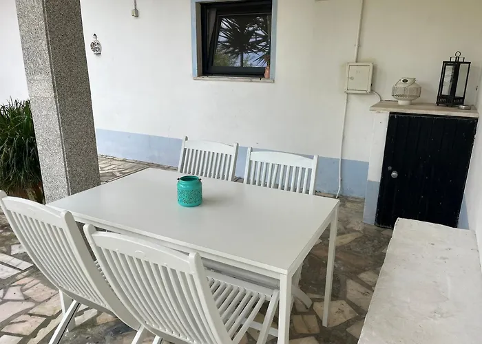 Casa Flores Leiria Silvercoast Portugal